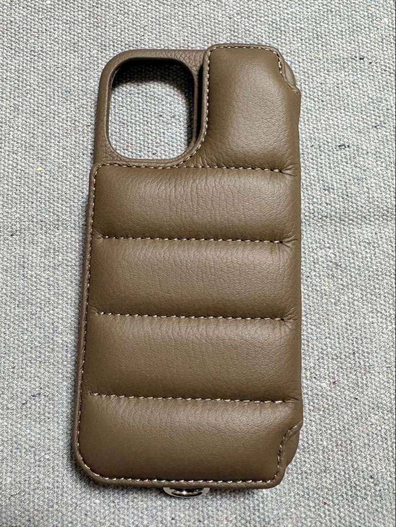 DEMIU iPhone16ケース、ハンドストラップ