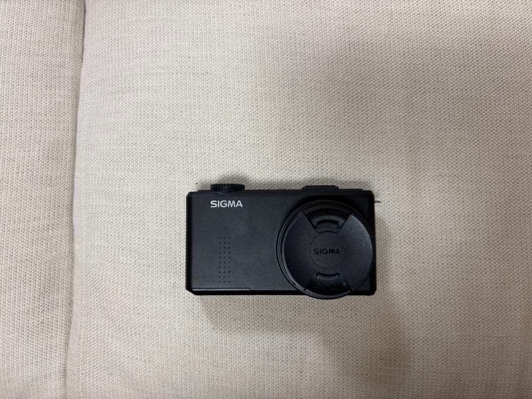 SIGMA DP2 Merrill (クローズアップレンズ付き)