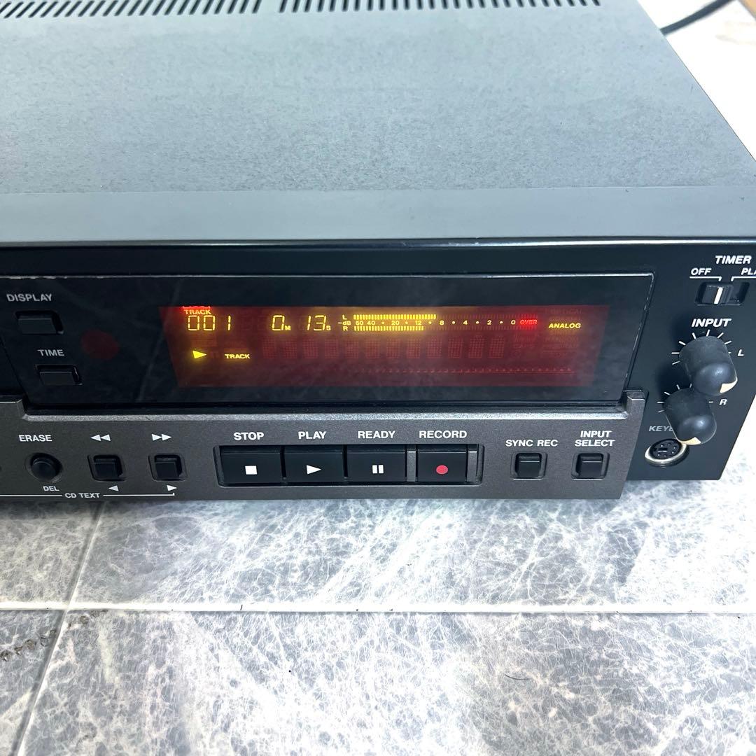 TASCAM CDレコーダー/プレーヤー 業務用 CD-RW900
