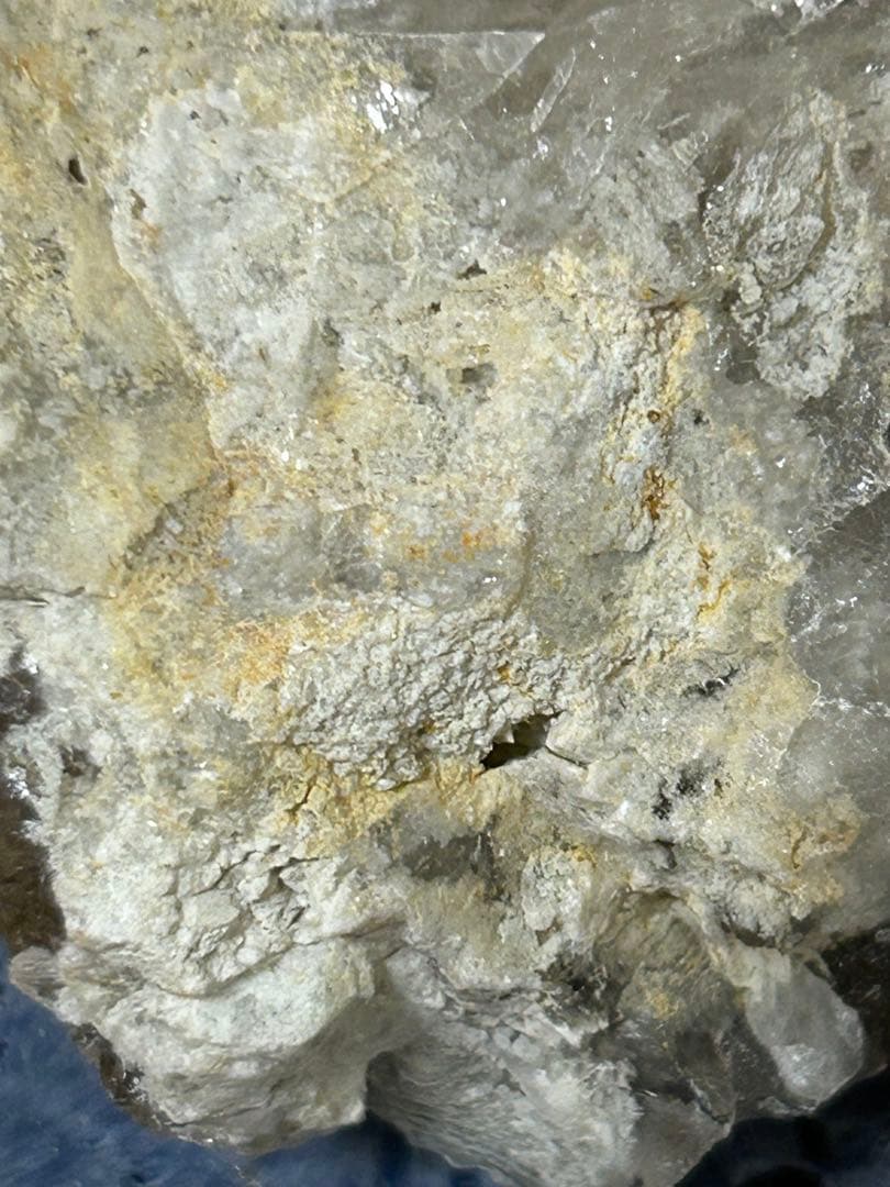 スモーキークォーツファントム　カオリナイト共生　天然石