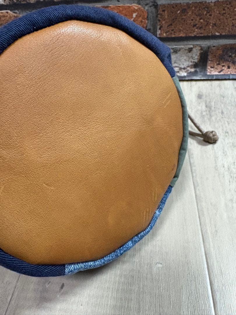 USEDデニム×ビンテージエプロン×本革リメイク　巾着バッグ