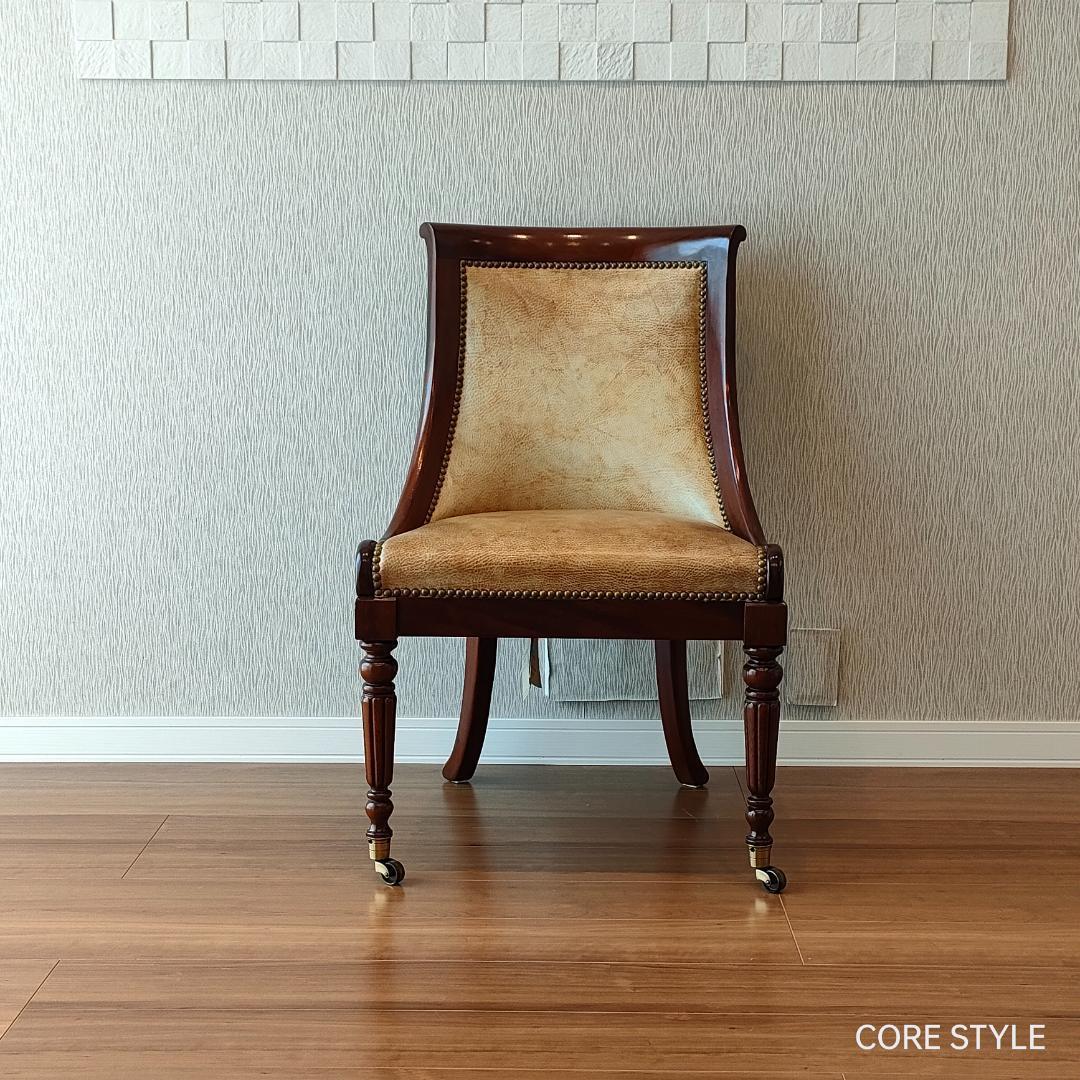 希少　ヒッコリーチェア　キャスター付き　クラシック家具　太鼓鋲①