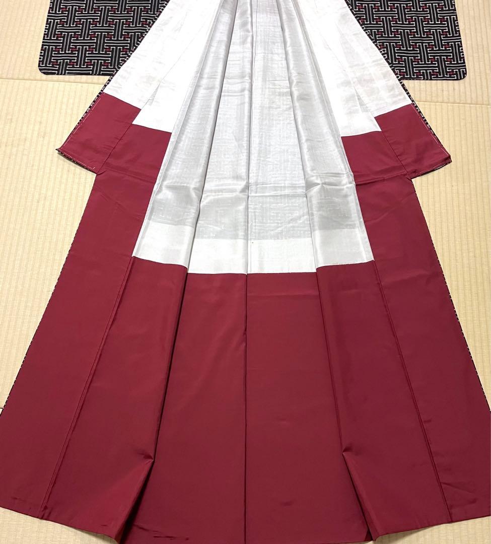 秋名バラ 本場奄美大島紬 赤 4玉 手織り 泥染