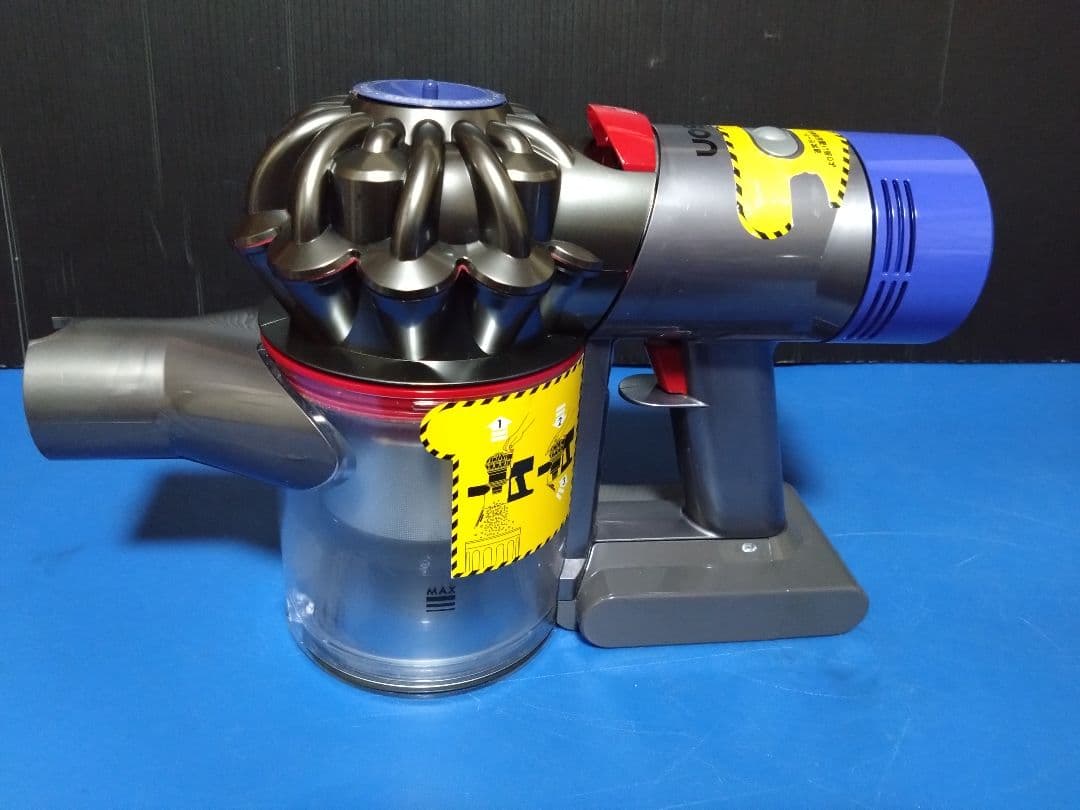 お勧め品！新品バッテリー！dyson V7 SV-11 コードレス クリーナー