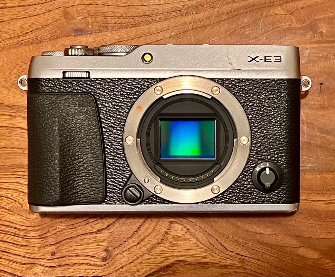 u*1様 【FUJIFILM】 X-E3 シルバー/ブラック