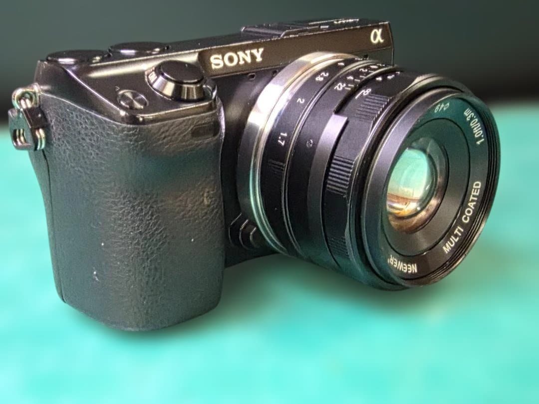 SONY NEX-7 + NEEWER 35mm F1.7 レンズ