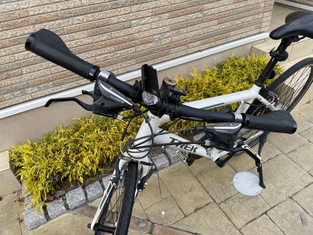 Trek クロスバイク FX3 L ホワイト(手渡し希望・山梨県富士吉田市)