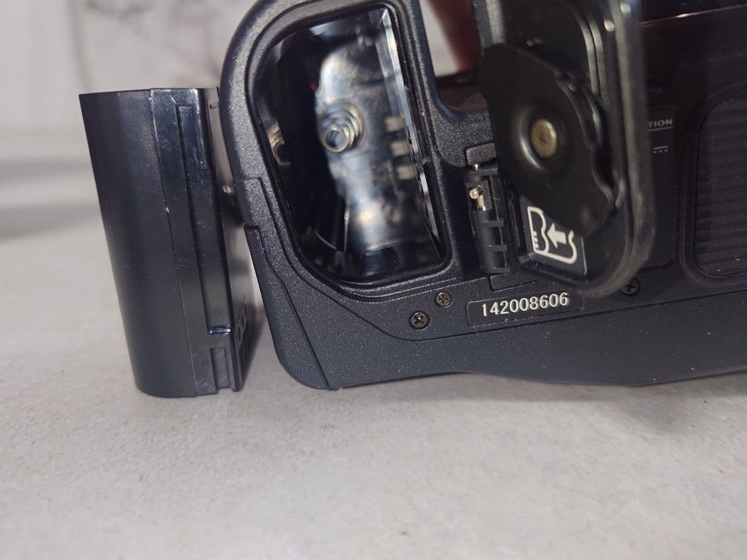 OLYMPUS/オリンパス　E-1 デジタル一眼レフカメラ　デジタルレンズセット