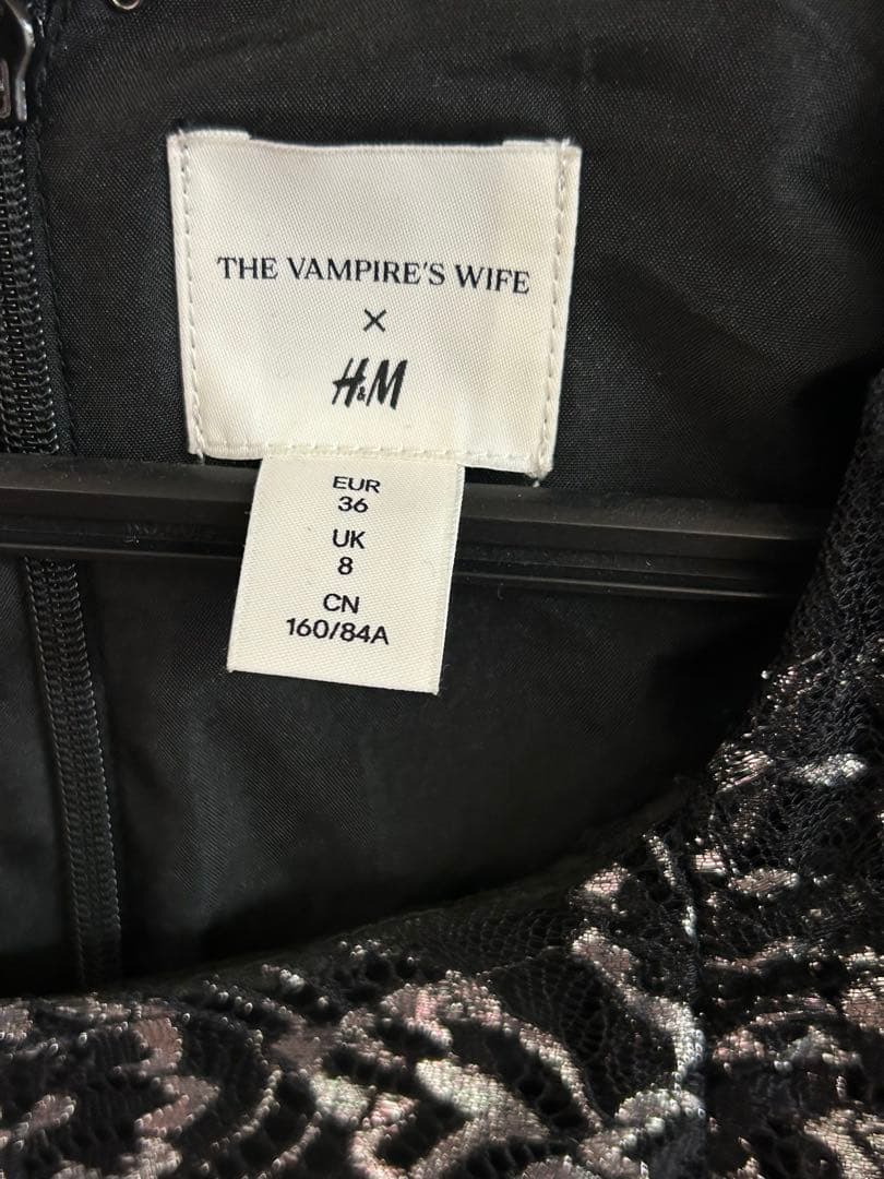  the vampire's wife ワンピース