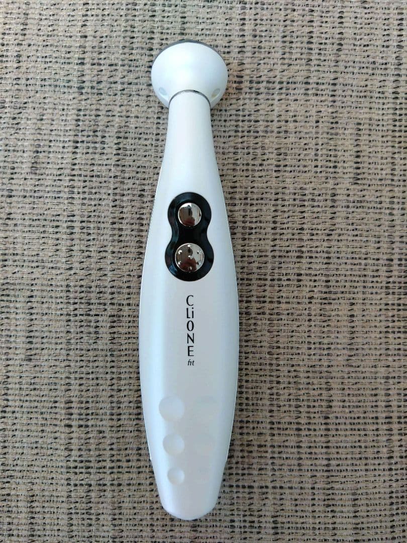 CLiONEfit クリオネフィット 箱あり シリアルナンバーあり 美顔器