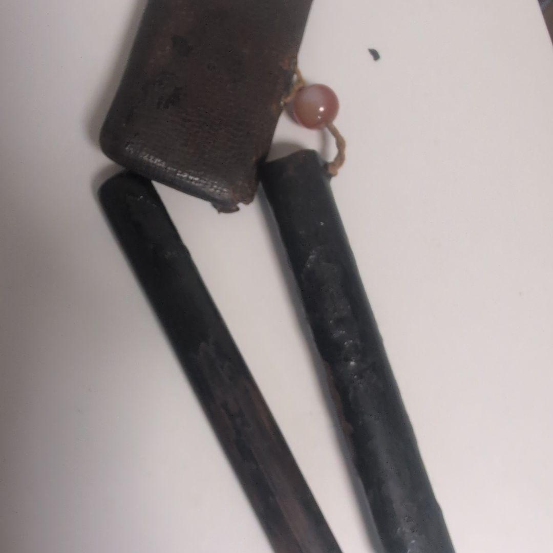 時代物　煙草入れ　煙管入れ　瑪瑙付き紐　古美術　煙管パイプ　キセル　メノウ石