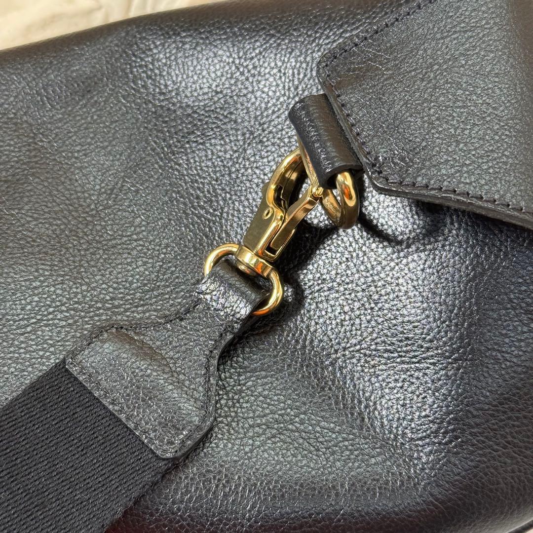 未使用　il bisonte イルビゾンテ　バムバッグ ボディーバッグ