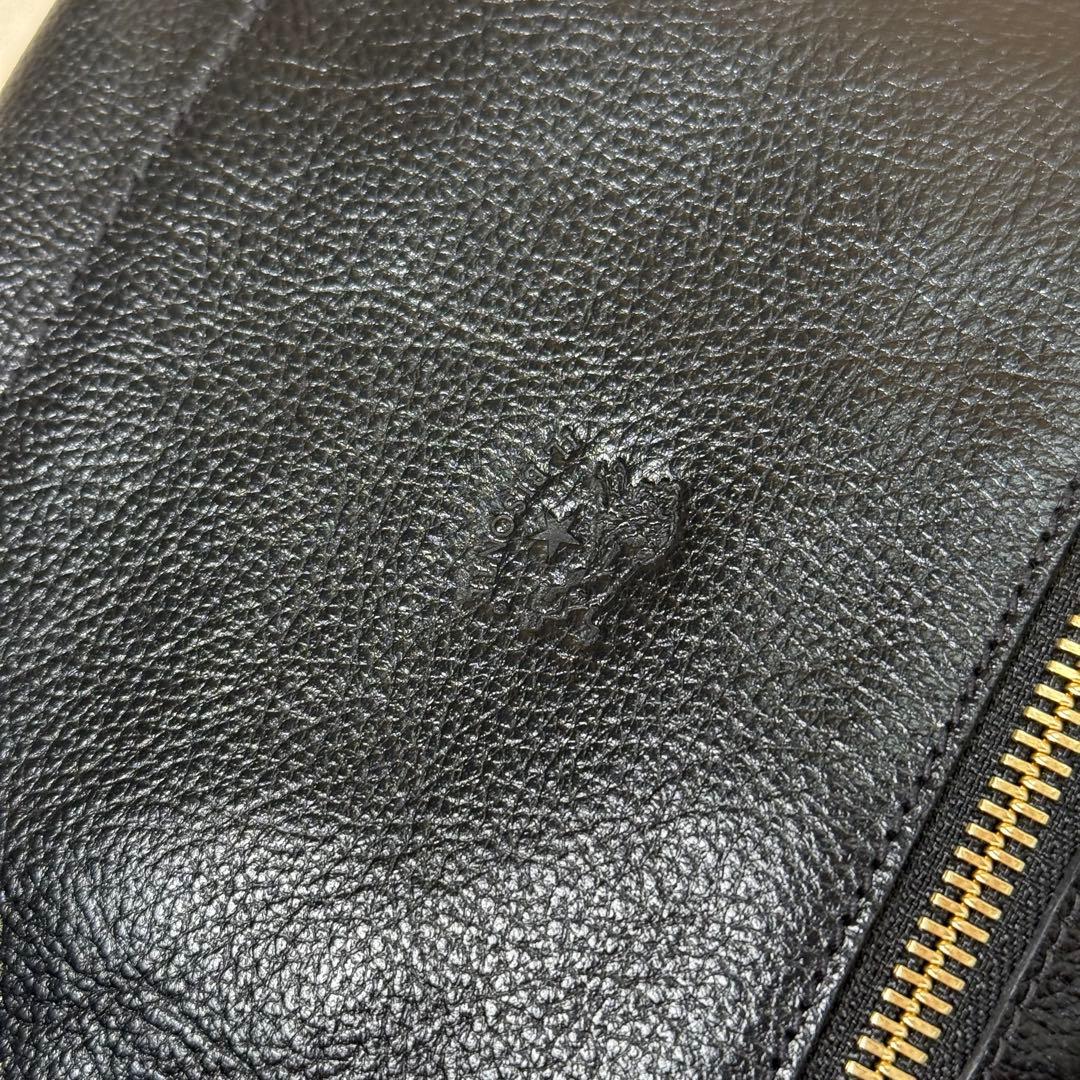 未使用　il bisonte イルビゾンテ　バムバッグ ボディーバッグ