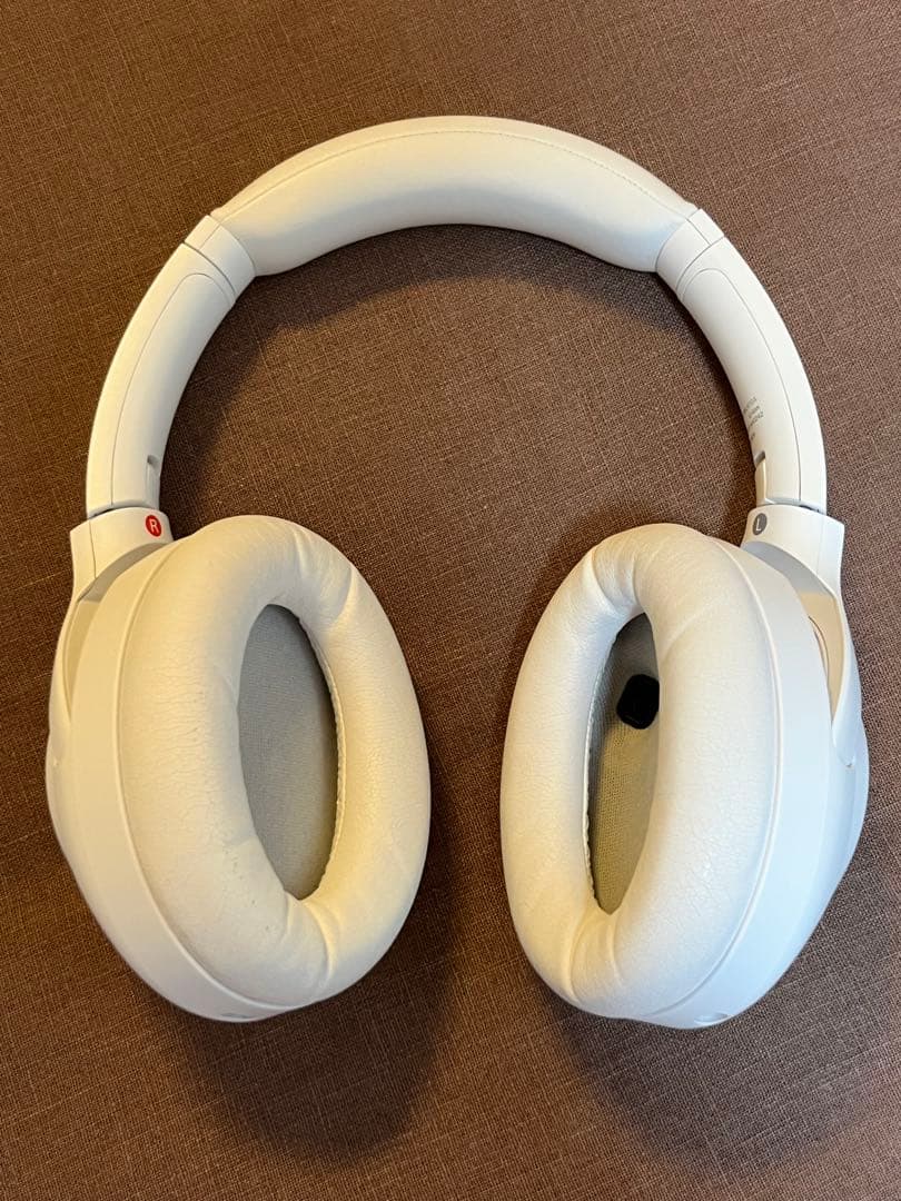 SONY WH-1000XM4 サイレントホワイト　おまけ付き