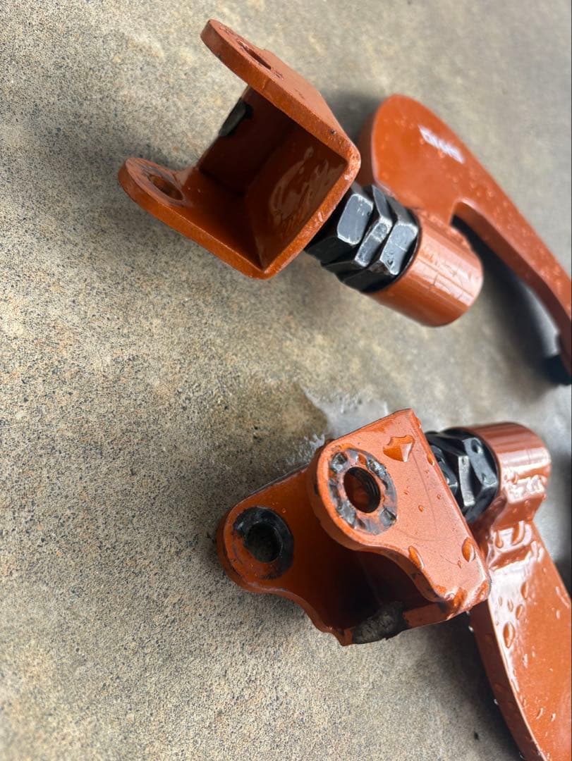 リアアッパーアームトーコントロールアーム　リアトーロッド　アダプター