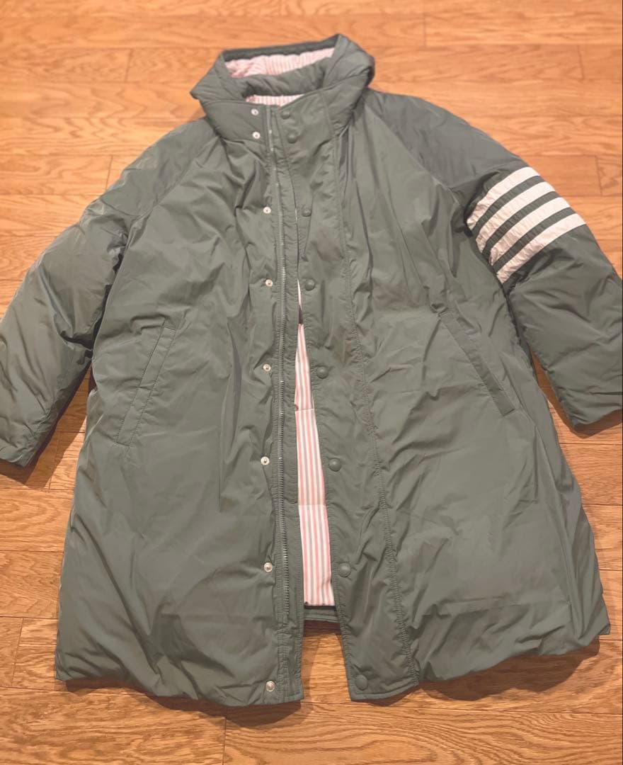 トムブラウンダウンコート