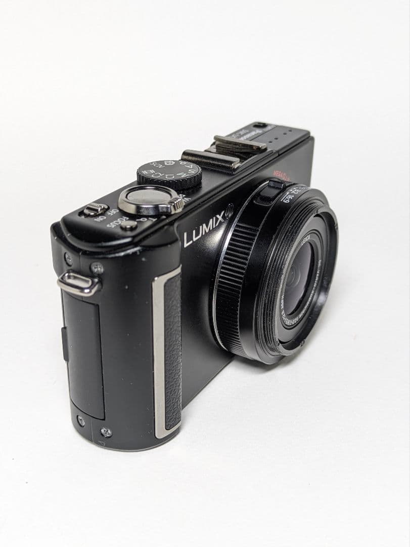 【美品】Panasonic　デジタルカメラ LUMIX DMC-LX3