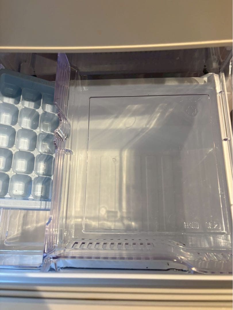 無料配送エリアあり　三菱 MR-P15H-W 146L 2022年製