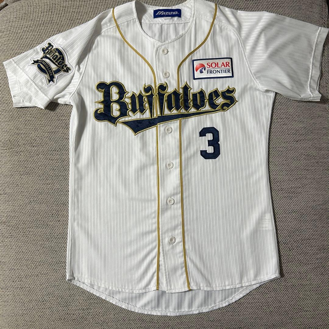 オリックスバファローズ 安達了一選手 #3 サイン入りホームユニフォーム