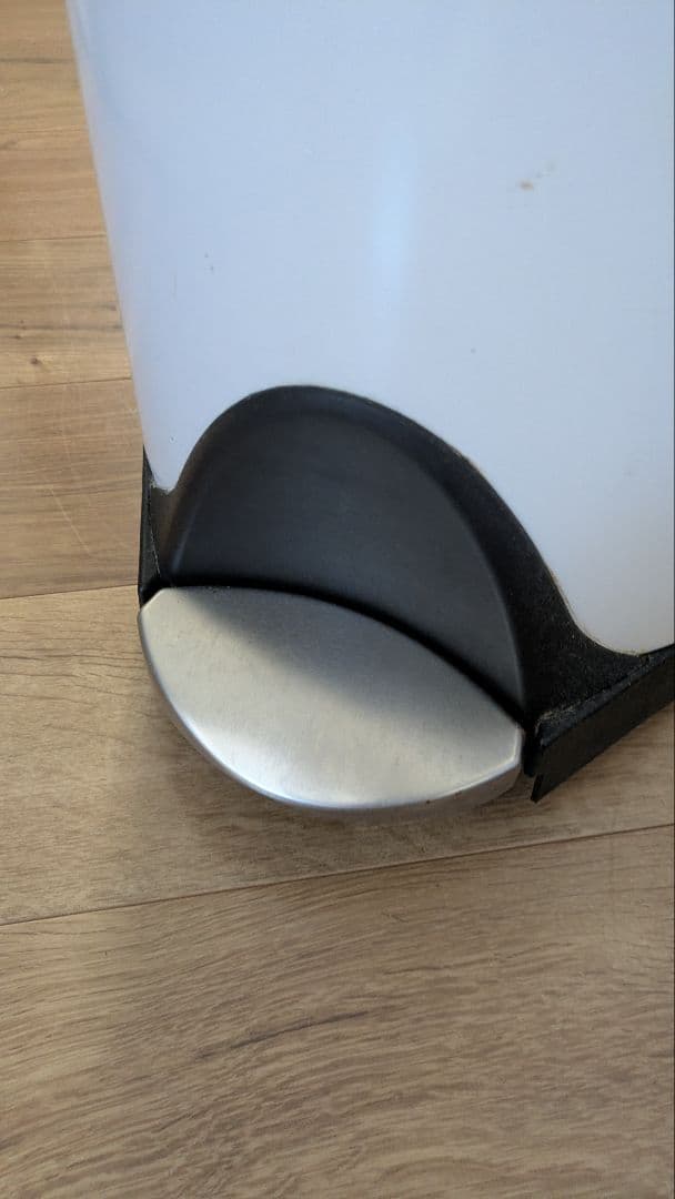 シンプルヒューマン ペダル式ごみ箱 ホワイト 30Ｌ　　2個セット