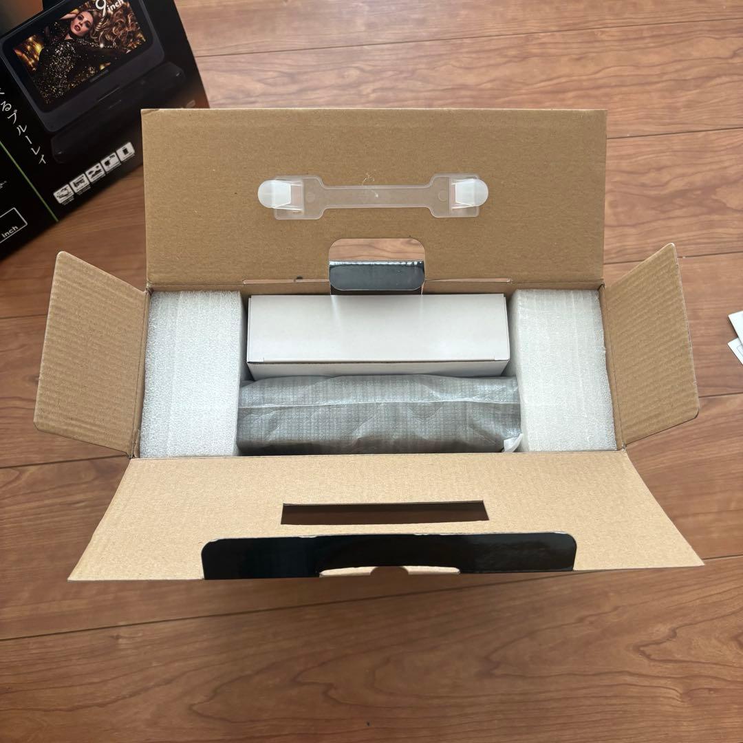 GREEN HOUSE ポータブルブルーレイプレーヤー 9インチ