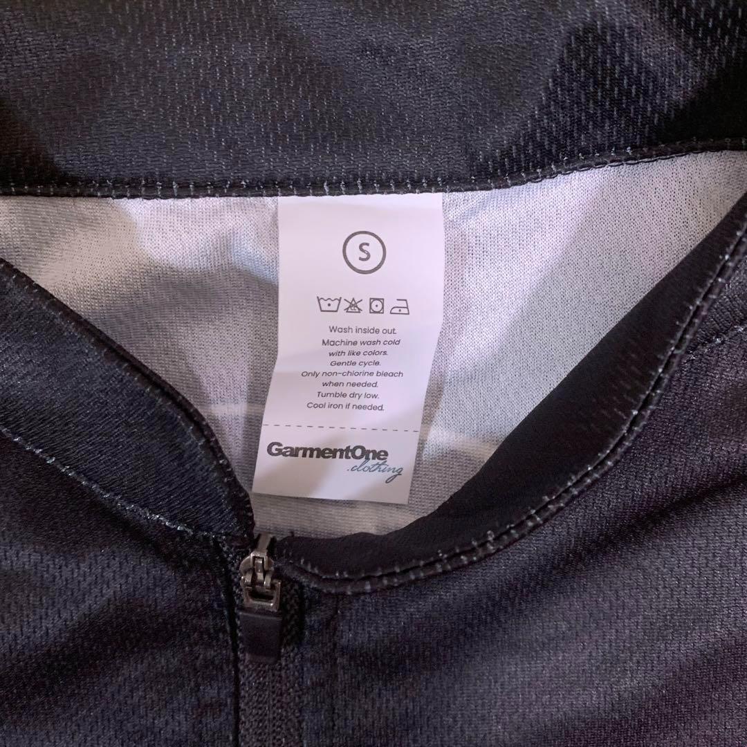 ストーム　ボウリングウェア　ブラックパープル　Mサイズ