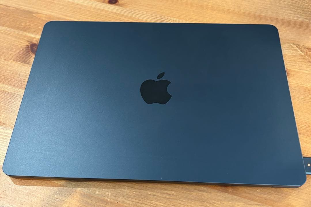 Apple MacBook Air （2022）M2