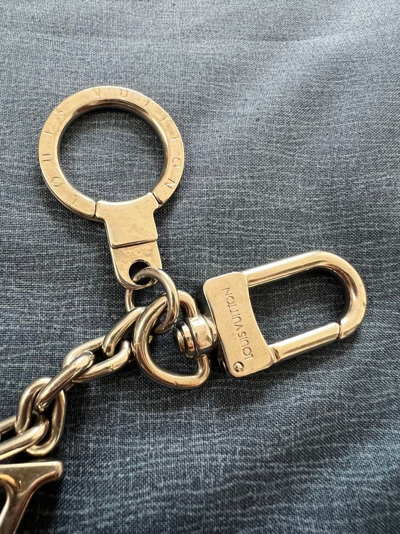 Louis Vuitton ゴールドキーホルダー