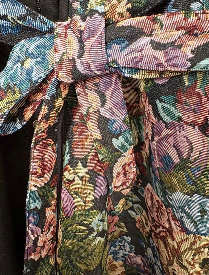 【希少・5L】新品 くる実 長袖ゴブラン織膝丈ワンピース 黒 ノエルドメモワール