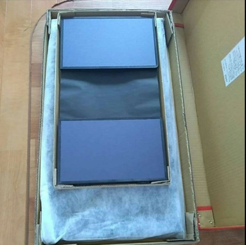 雛人形飾り台　屏風、台座セット　屏風 高さ33cm　台座(横幅全長) 83cm