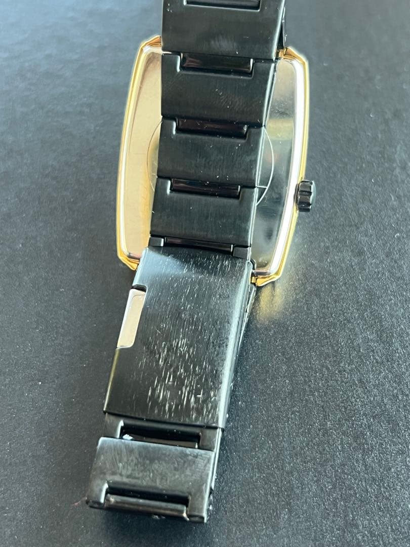 CITIZEN independent ナードフィクサー　腕時計