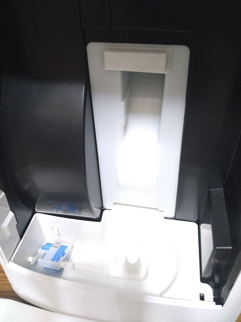 SHARP 加湿空気清浄機 KI-NS70-W ホワイト　2020年製