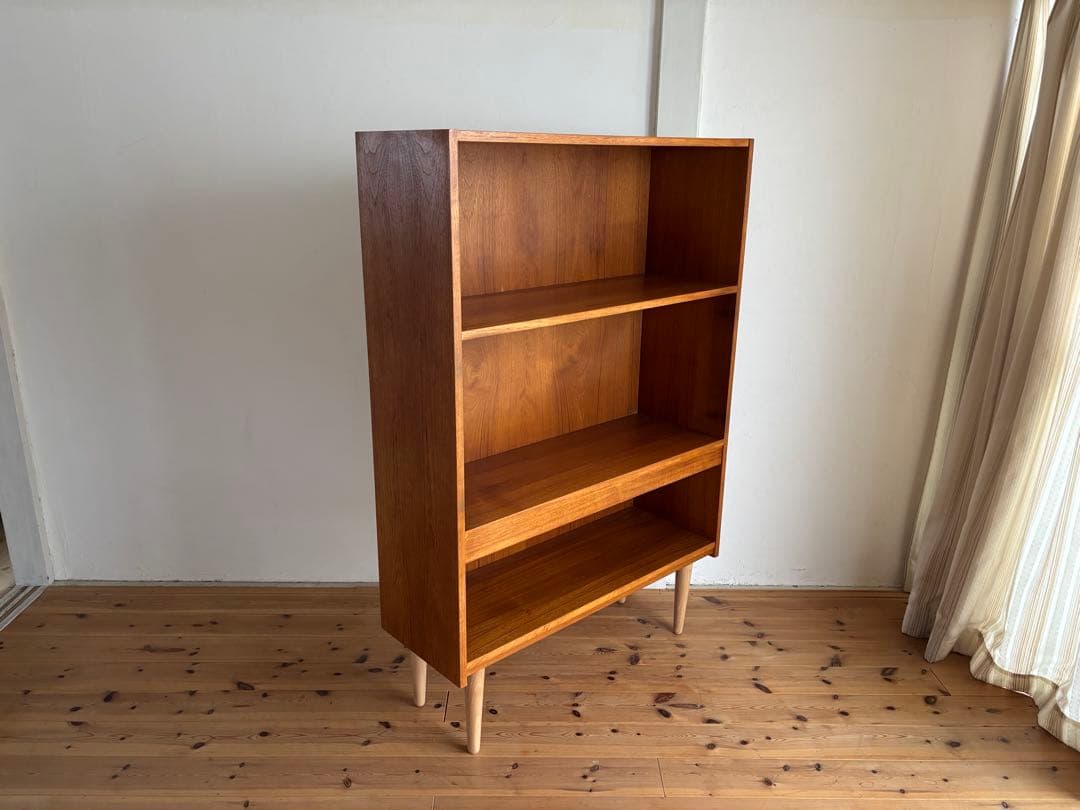 北欧ヴィンテージ　デンマーク　チーク　シェルフ