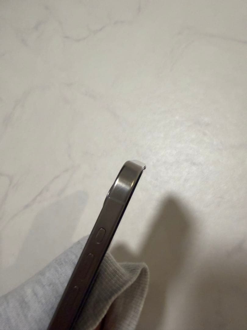 C*）様 Apple iPhone 15 Pro 512G 海外版　SIMフリー