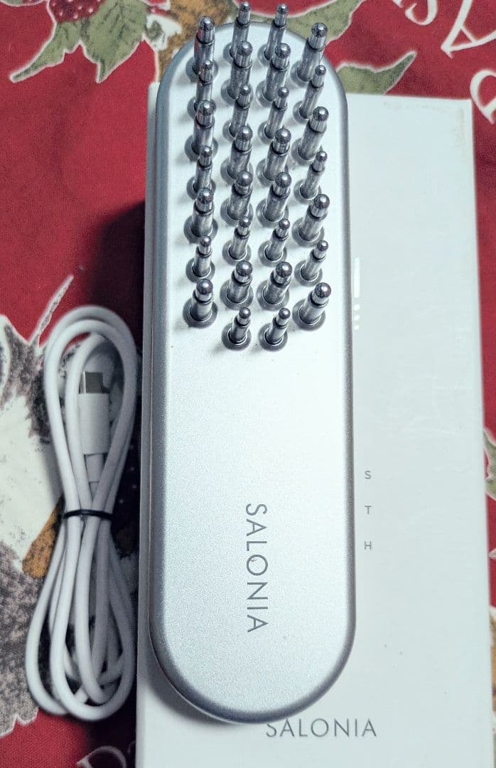 と*も様 ✨SALONIAエレキブラシ　高級美顔器