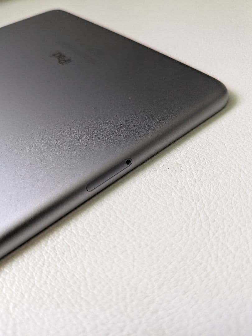 電池最良好 美品 iPad mini4 第4世代 16GB SIMフリー