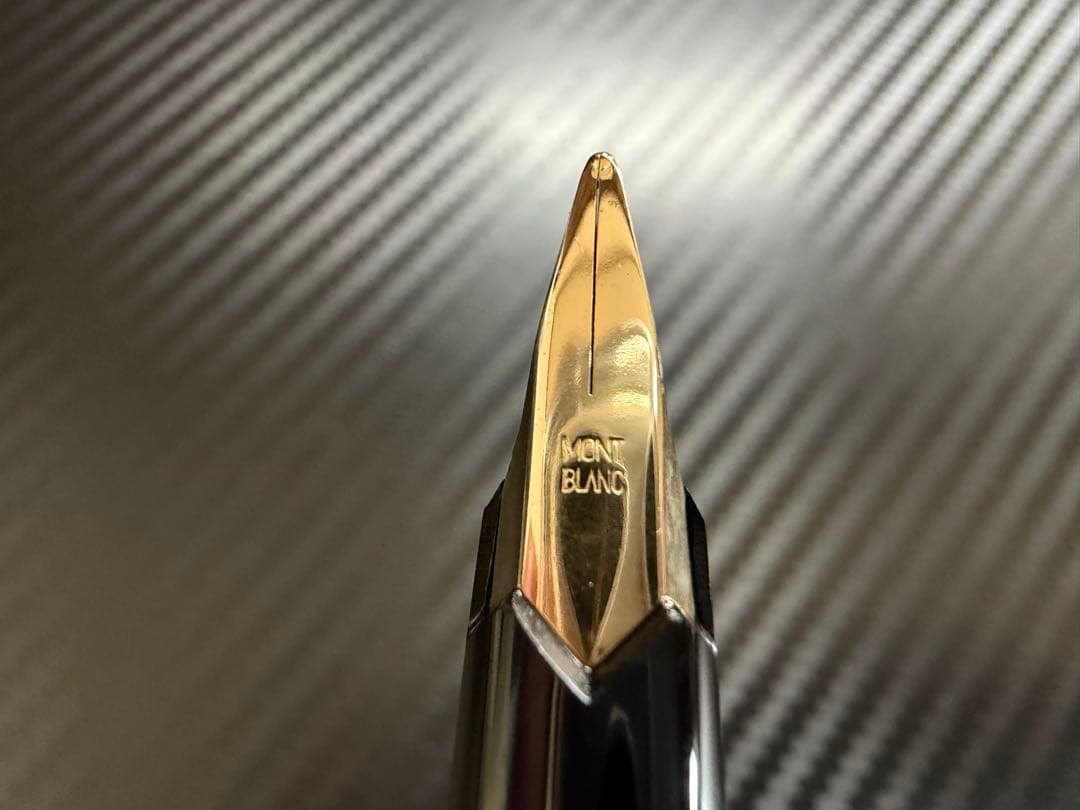 未使用に近い モンブラン EF 極細字 万年筆