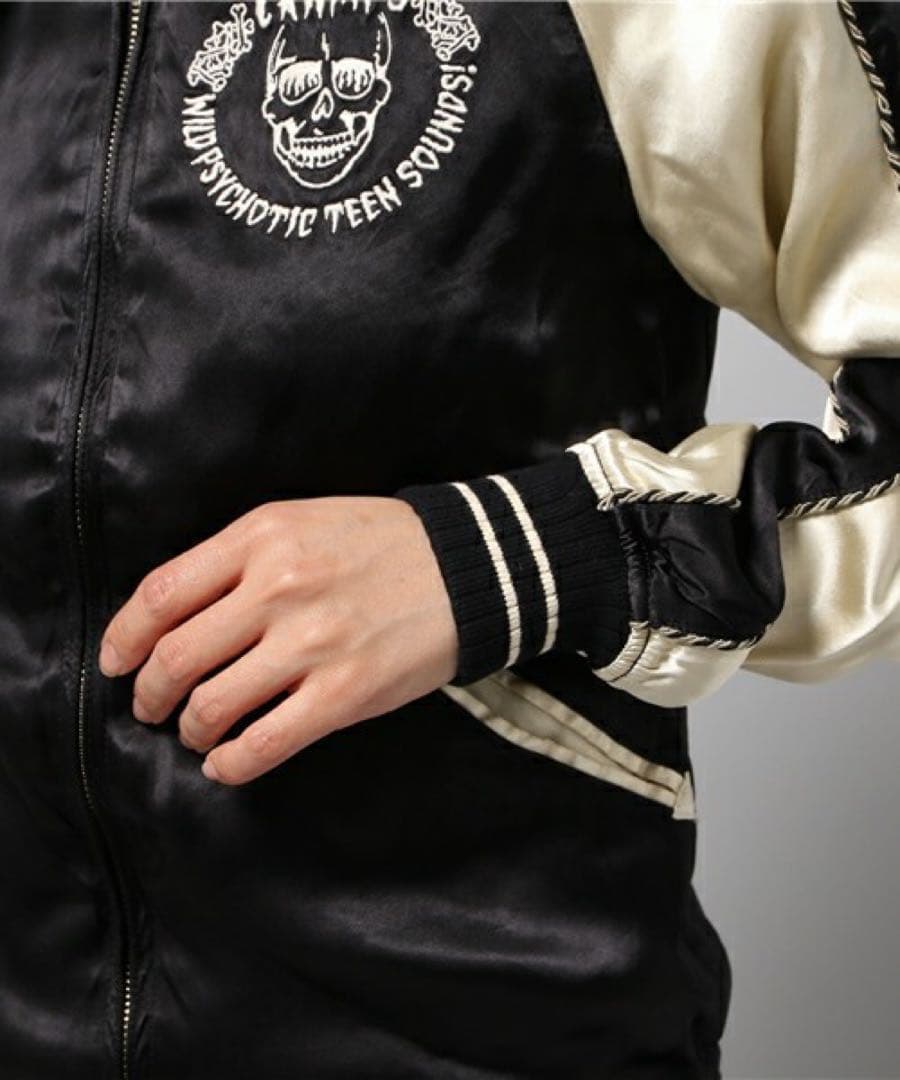 CR/WHAT'S BEHIND THE MASK刺繍 スカジャン