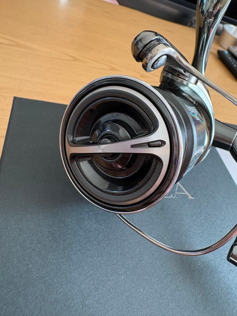 美品！SHIMANO 22STELLA 2500SHG スピニングリール