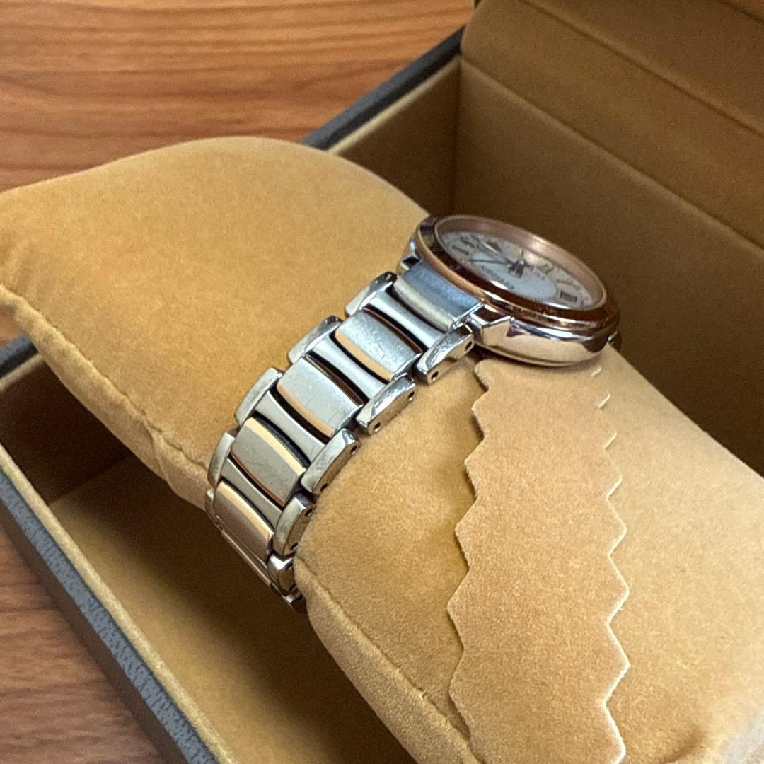 シチズン エクシード ES9324-51W 白蝶貝文字盤 電波ソーラー