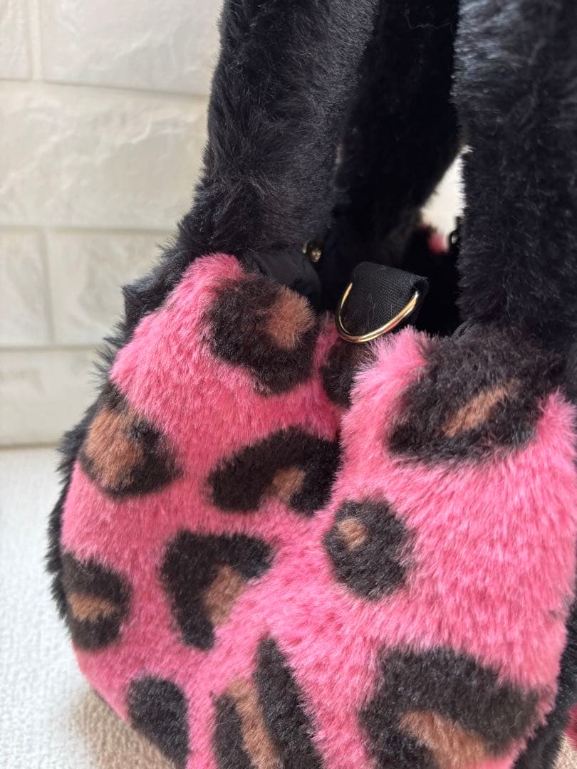 あ*き様 コヤンイサムチョン　ハンドメイド　ファーバッグ　ジョーズくん　ヒョウ柄