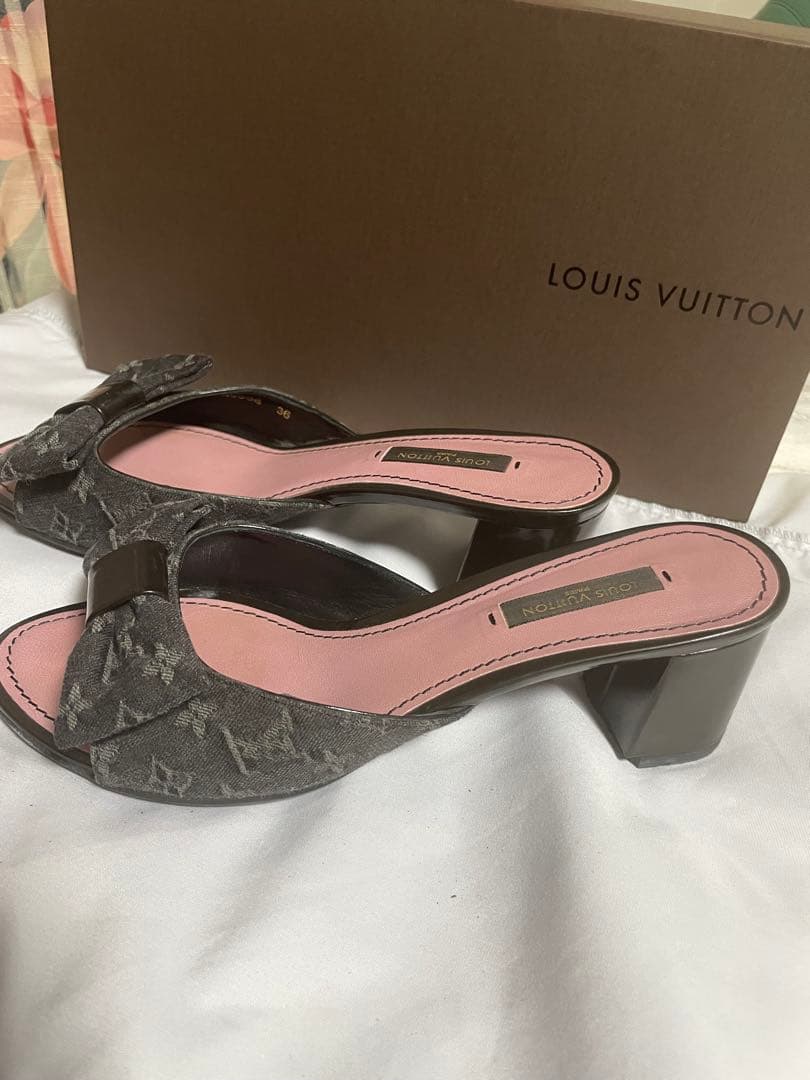 Louis Vuitton リボン付きミュール ダークグレー・ピンク