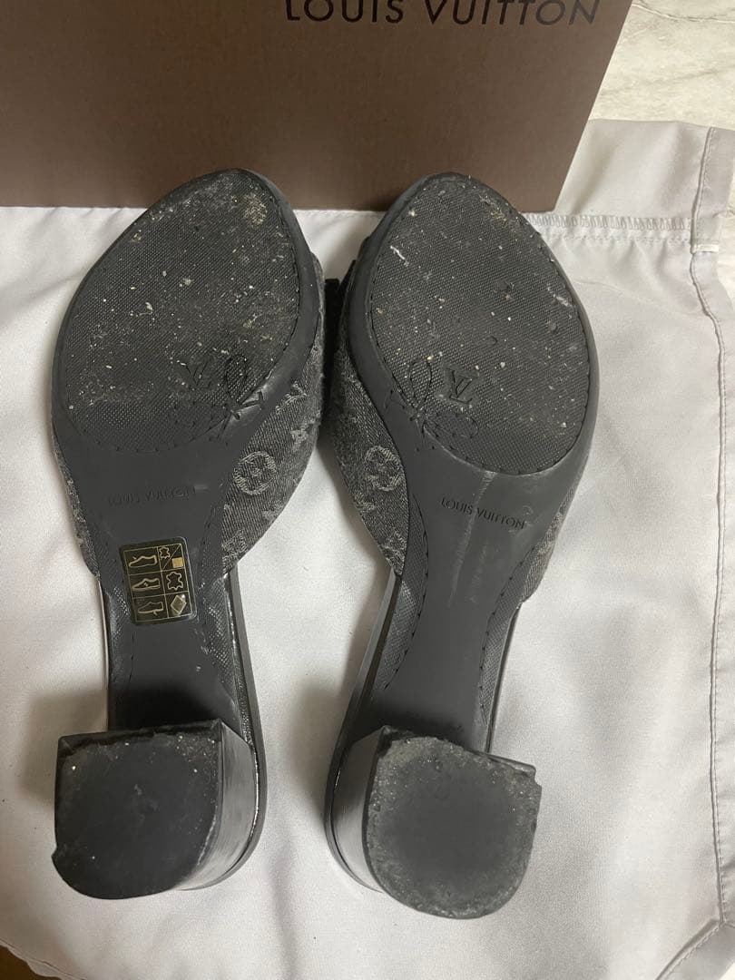 Louis Vuitton リボン付きミュール ダークグレー・ピンク