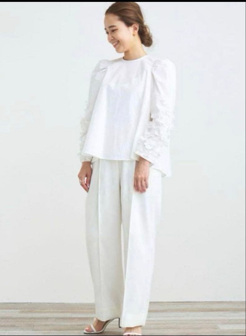 shirocon YORIブラウス パフューム スリーブ ホワイト サイズ３８