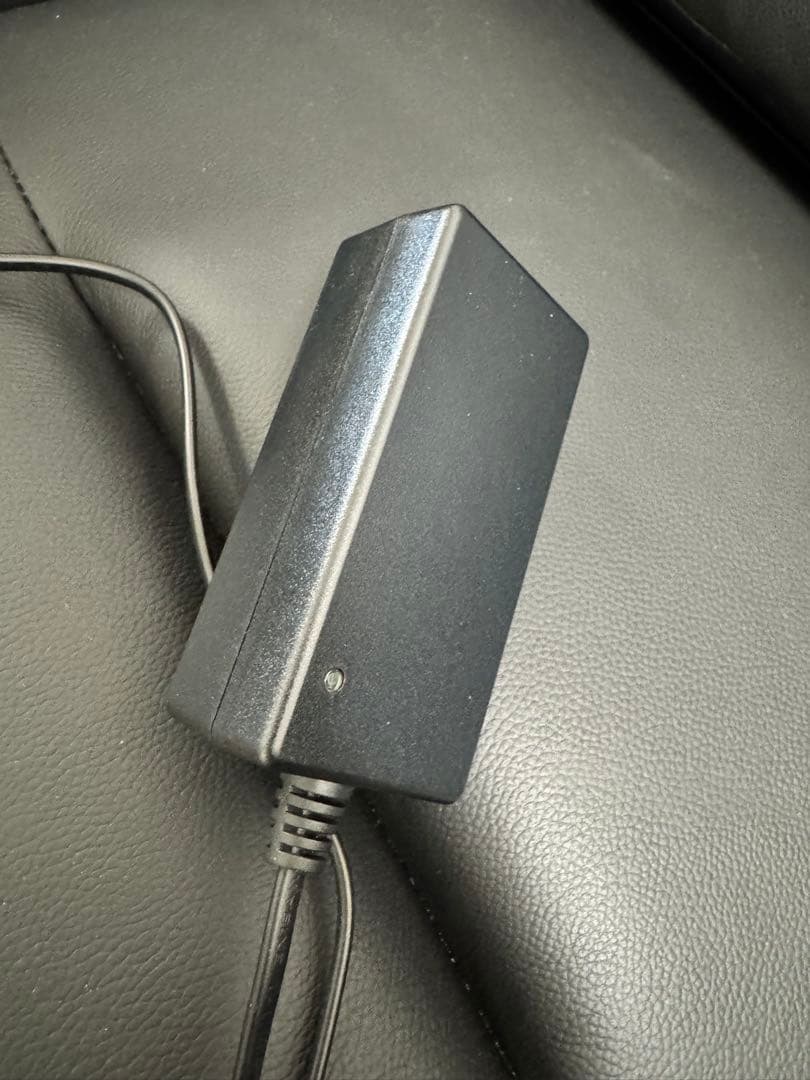 超美品　ニトリ　電動リクライニングパーソナルチェア 2モーター LE01 黒