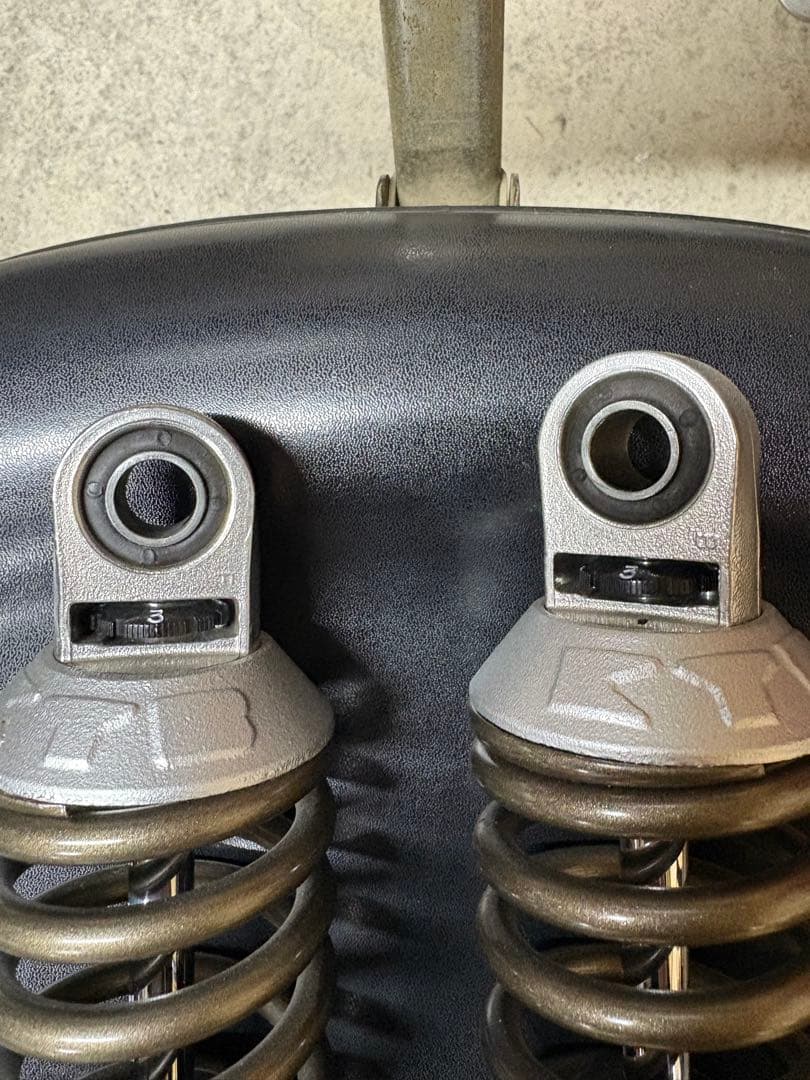 7*w様 z1 z2 kz900 美品　カヤバ　サスペンション　上下14ミリ