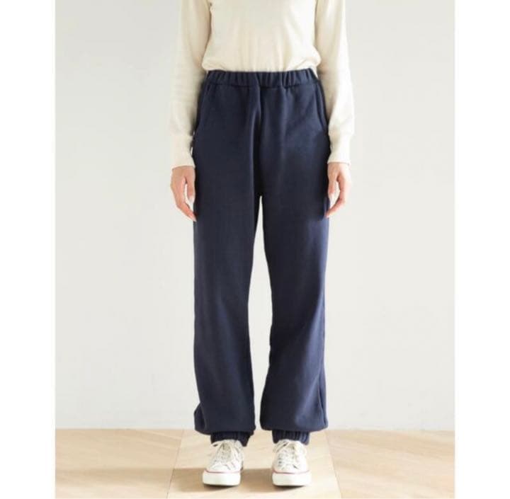 シールームリン　ネイビー　フーディー　新品