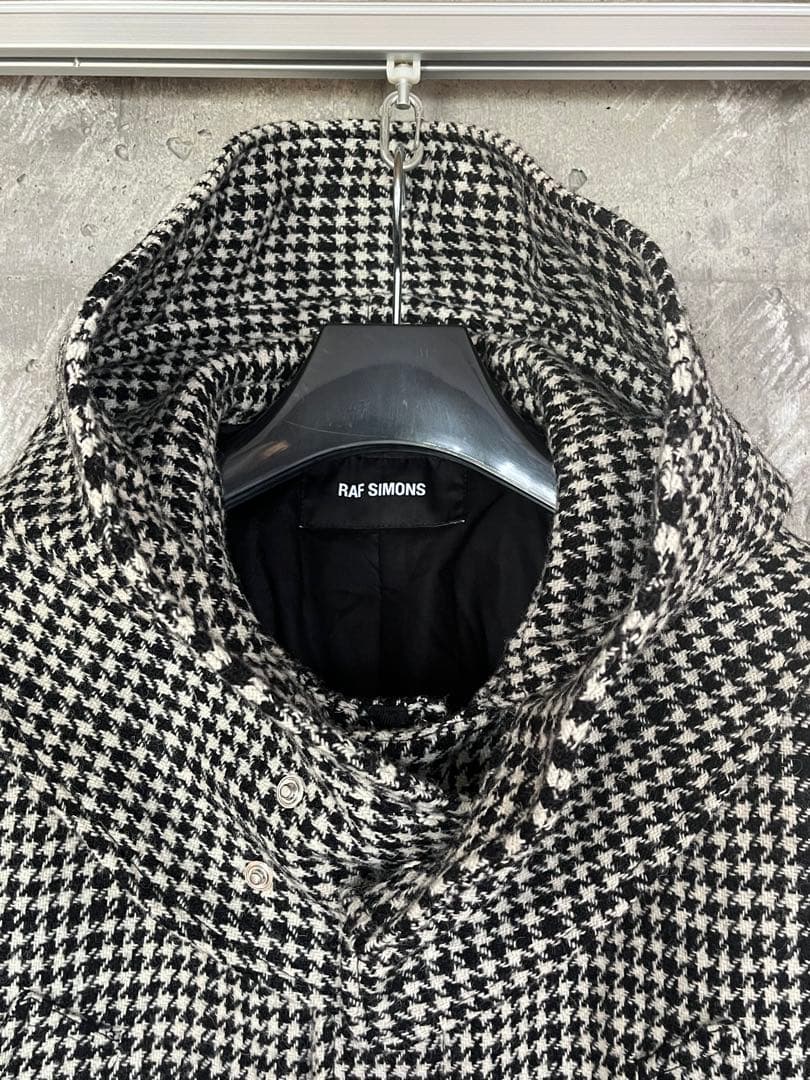 ラフシモンズ　2018AWコート DRUGS