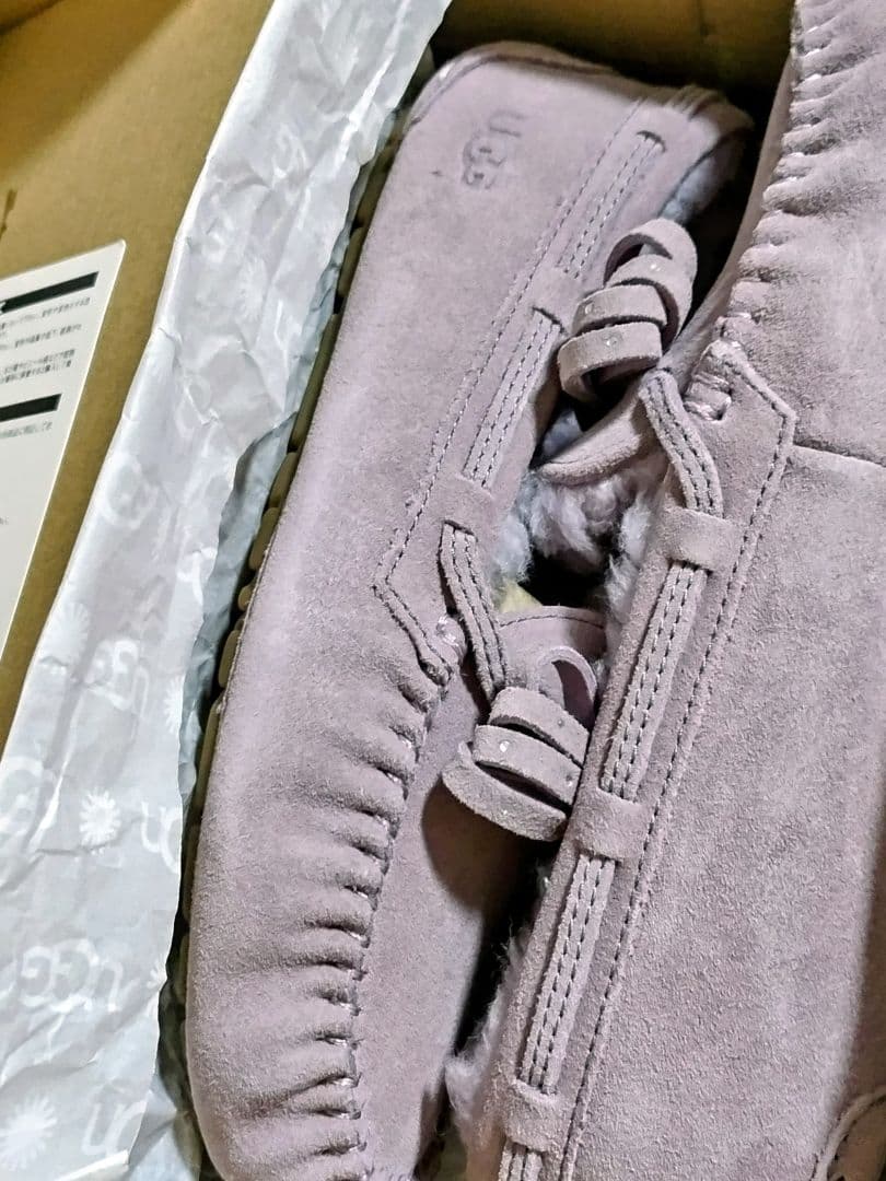 【新品箱入】UGG ムートン スリッポン DAKOTA　BRING　BOW　6