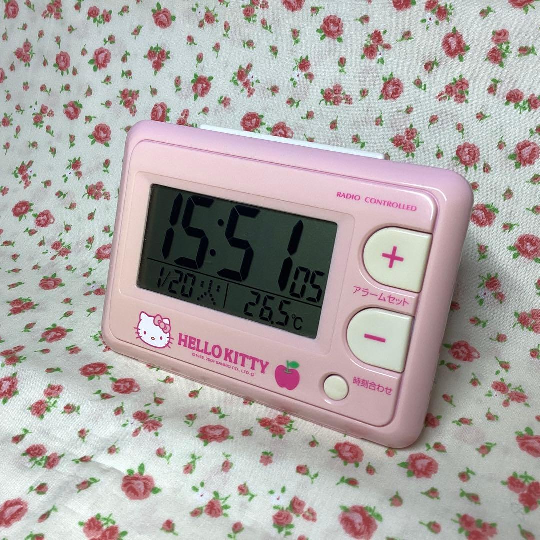 【良品】ハローキティ　デジタル目覚まし時計　希少　生産終了品　リズム時計